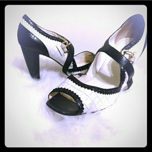 1930 style peep toe leather heel